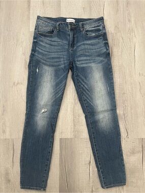 Studio Blue Denim Jeans Size 29 Tapered Ankle Minimal Distressing